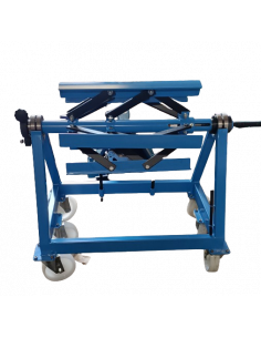 Odvijanie-plechu-v-klampiarskej-dielni