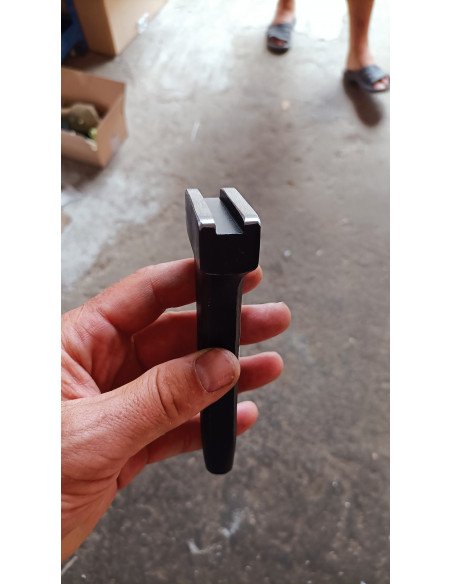 Griežinė 10 mm pločio.