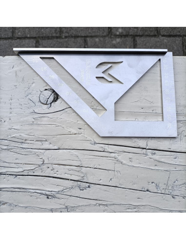 Uholnik MARCUS   22 cm | 